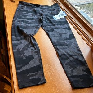 Camouflage yoga pants